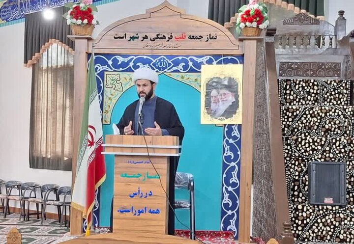 باقری: آحاد مردم در آیین معنوی اعتکاف مشارکت کنند