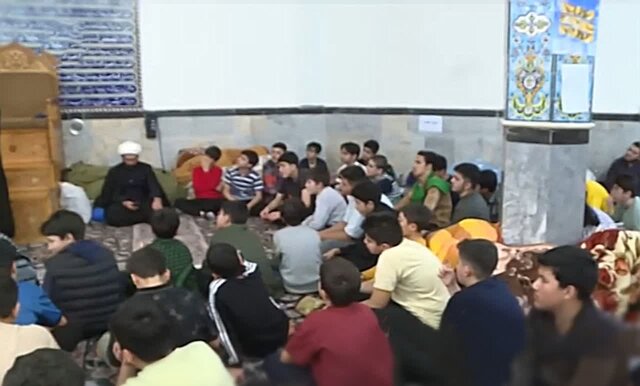 آیین اعتکاف در ۱۴۷ مسجد استان اردبیل با حضور پررنگ جوانان برگزار شد