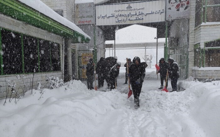 بارش سنگین برف در اردبیل مانع سوخت‌رسانی نشد