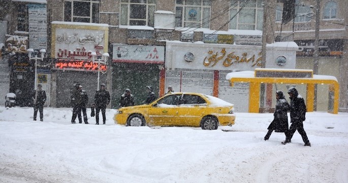 فعالیت ۳۵۹۶  تاکسی در  برف و سرمای اردبیل