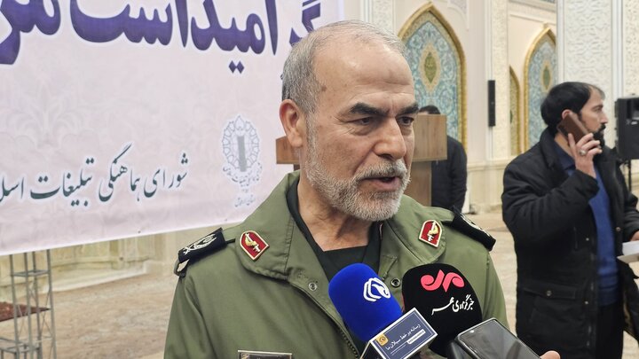 ۹ دی تجلی مقاومت ملت ایران در برابر طراحی‌های چند دهه‌ای دشمن