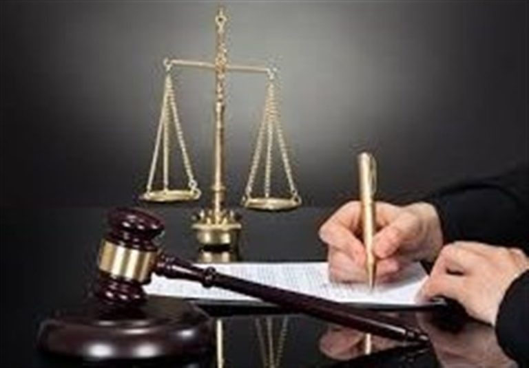 وکلا بازوان توانمند دستگاه قضایی هستند