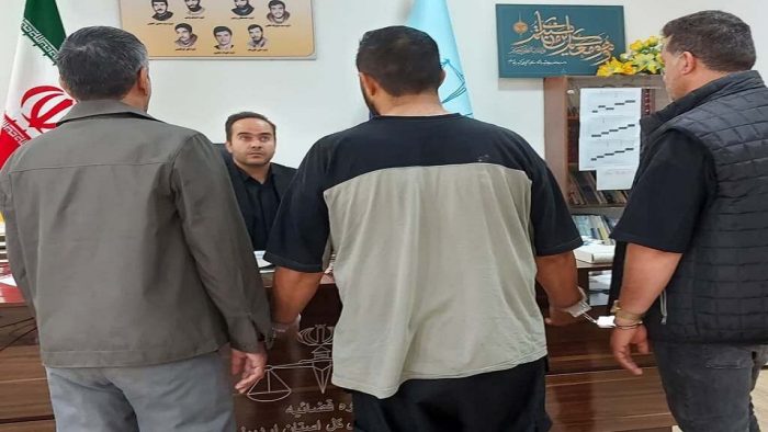 اعضای باند بزرگ کلاهبرداری چک در خلخال دستگیر شدند اعضای باند بزرگ کلاهبرداری چک در خلخال دستگیر شدند