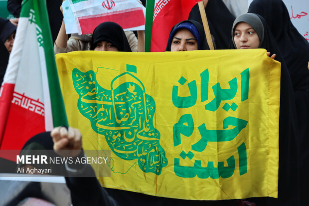 «بشارت فتح» تبلور شجاعت ملی و ذلت جبهه کفر