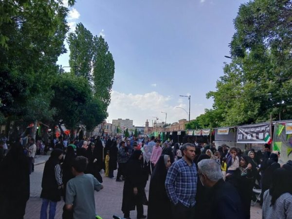 تجمع باشکوه و حماسی مردمی با شعار «ایران، ذوالفقار علی(ع)» در اردبیل