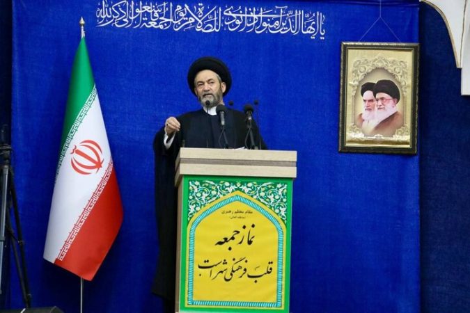 سخن از مذاکره بعد از تهاجم دشمن ذلت است